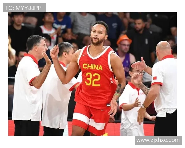 美国男篮与中国男篮热身赛精彩对决展现篮球魅力与国际友谊 美国男篮与中国男篮热身赛精彩对决展现篮球魅力与国际友谊